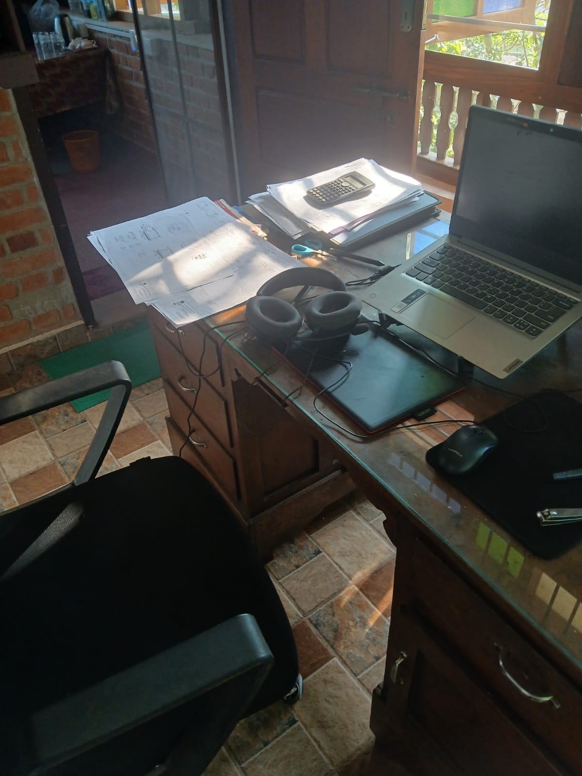 Workstation area
