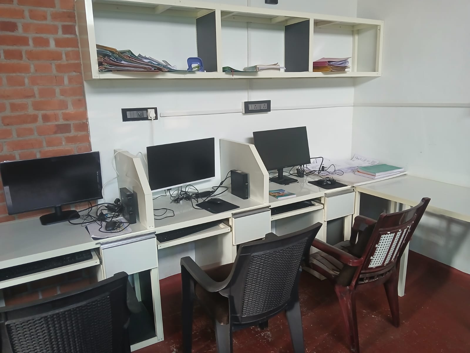 Engineering desks